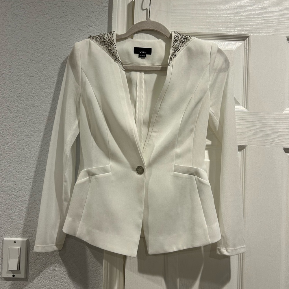 ViKi Elegant White Blazer with Embellished Shoulders beaded shoulders